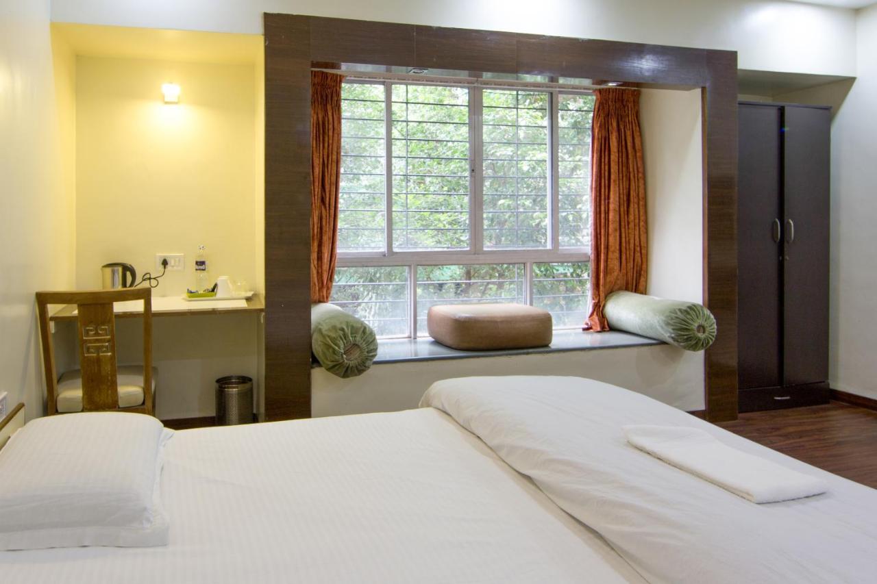 Apple Tree Apartments Koregaon Park Pune Exterior photo