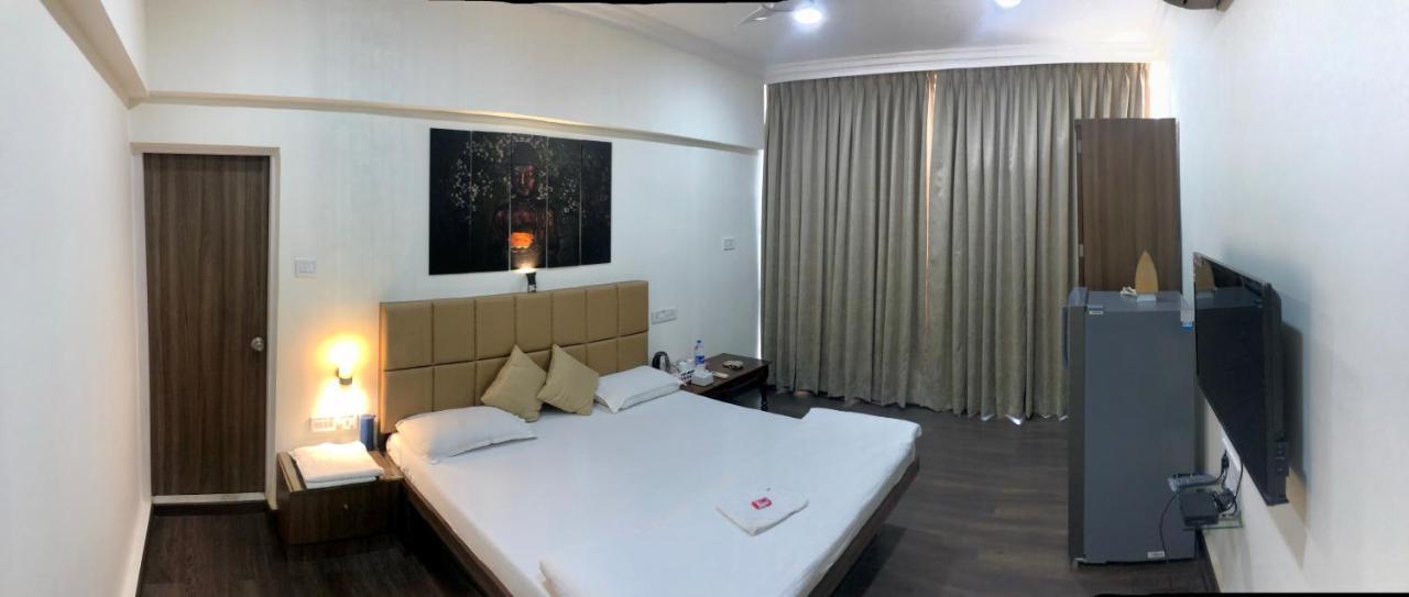 Apple Tree Apartments Koregaon Park Pune Exterior photo