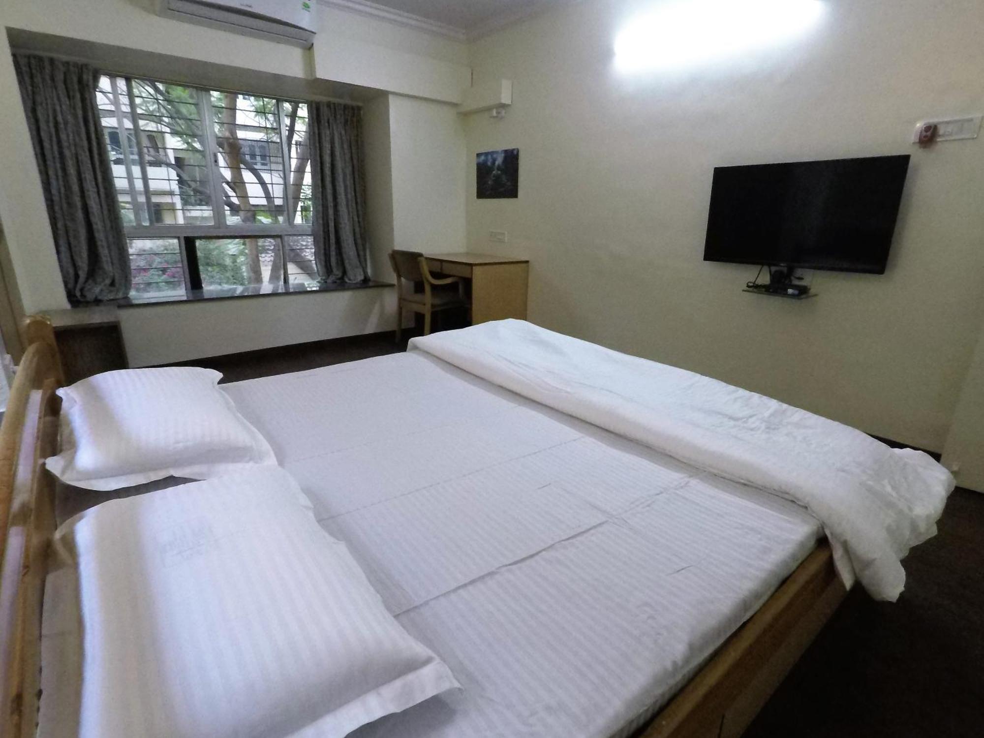 Apple Tree Apartments Koregaon Park Pune Exterior photo